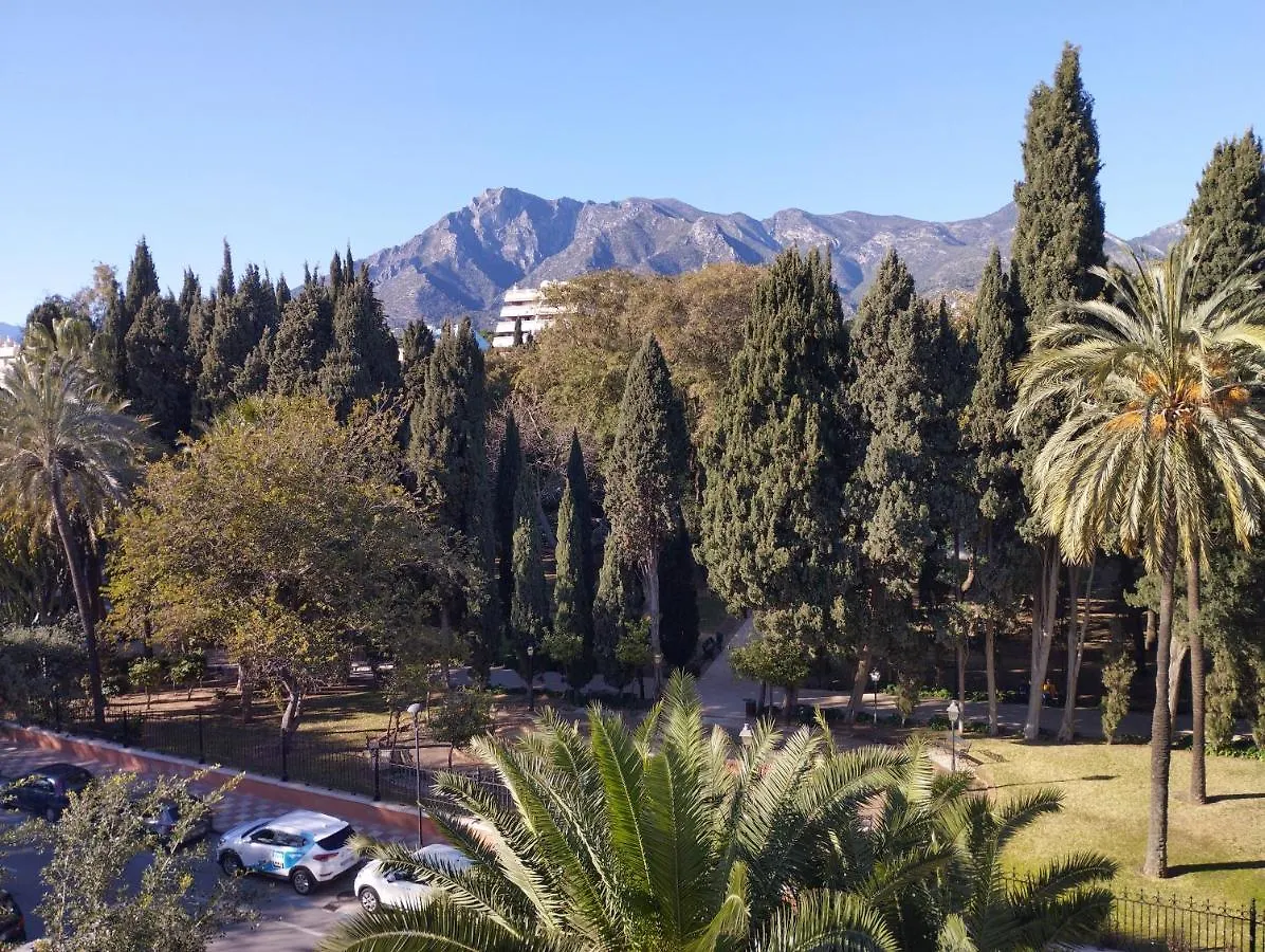 Beachfront Studio With Stunning Sea Views Marbella Apartment