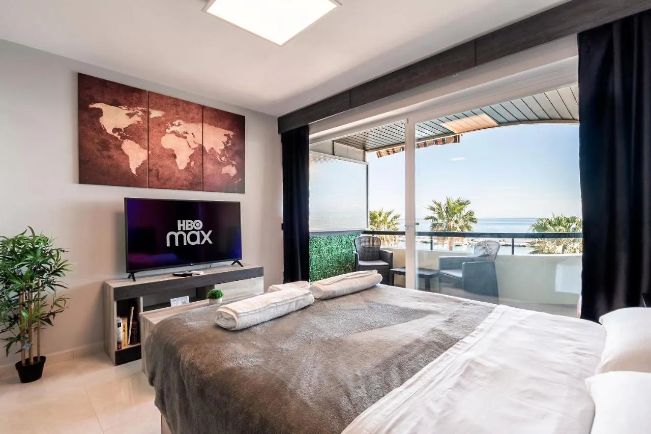 Apartament Beachfront Studio With Stunning Sea Views Marbella