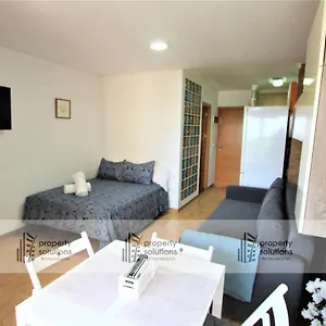 https://335-iris-apartamentos-piscina-y-playa-perfecta.es-andalucia.com